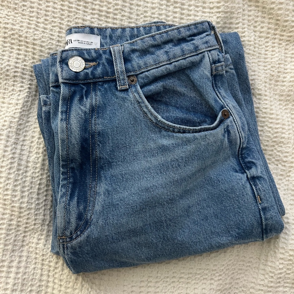 Zara Classic Denim Wide Leg Jeans - Picture 5 of 5